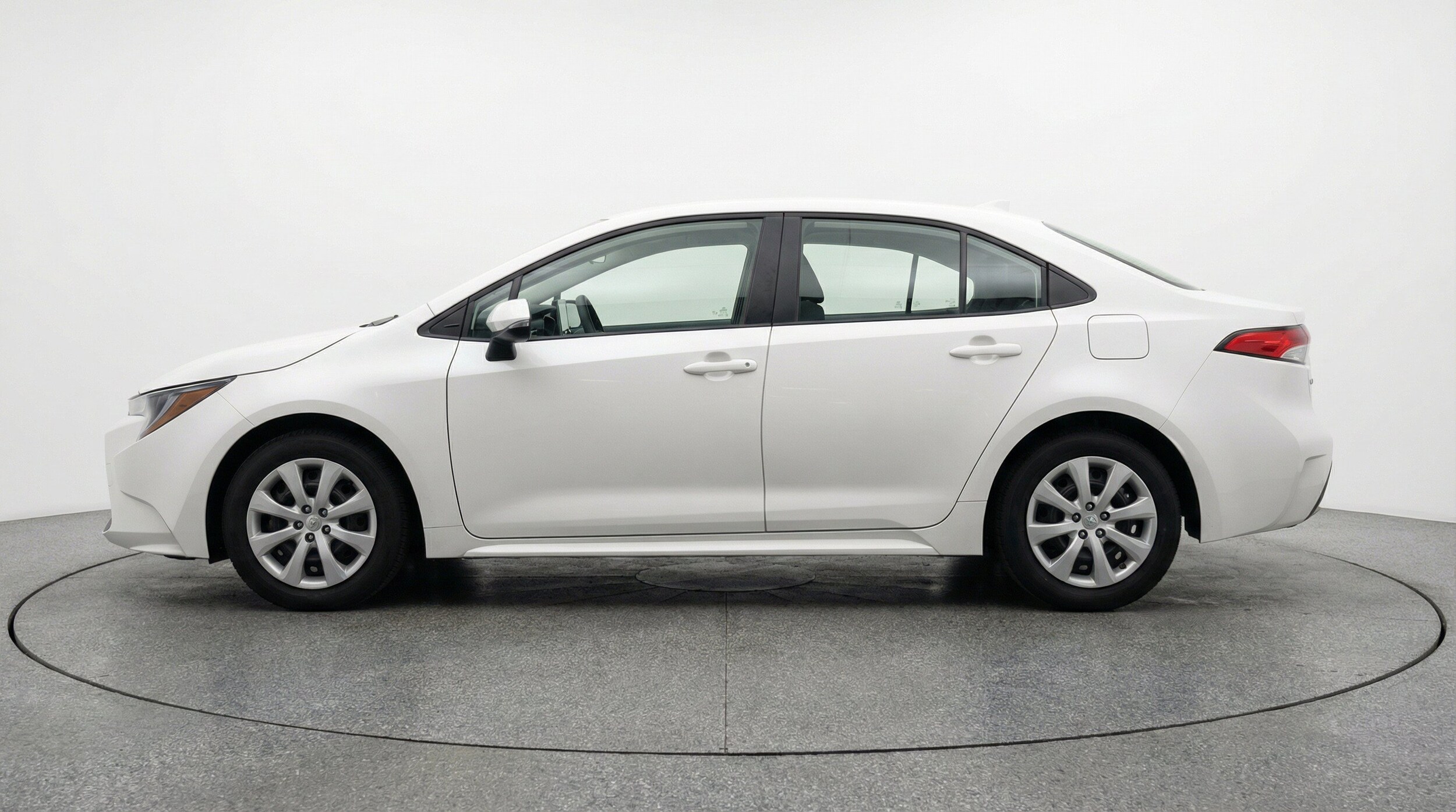 Thumbnail: 2025 Toyota Corolla - 5