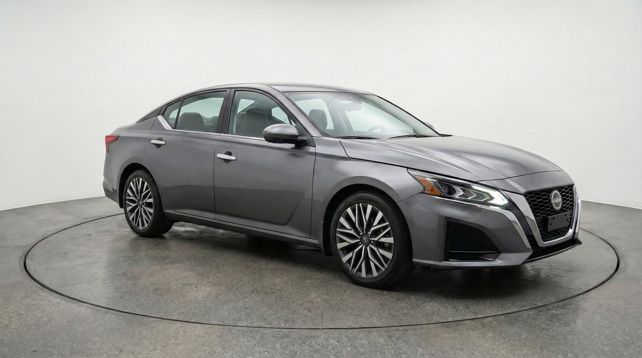 Thumbnail: 2025 Nissan Altima - 1