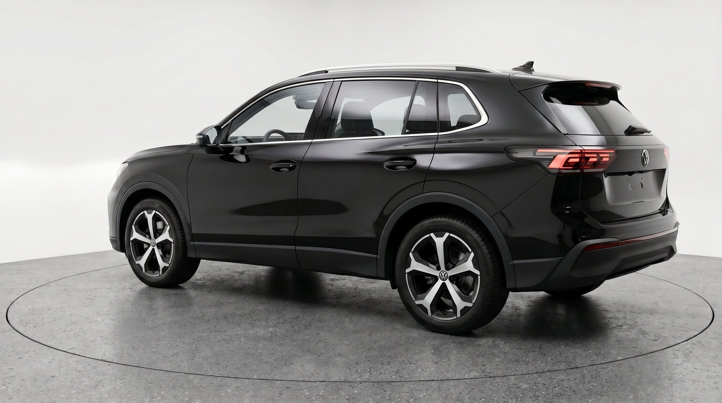 Thumbnail: 2026 Volkswagen Tiguan - 6