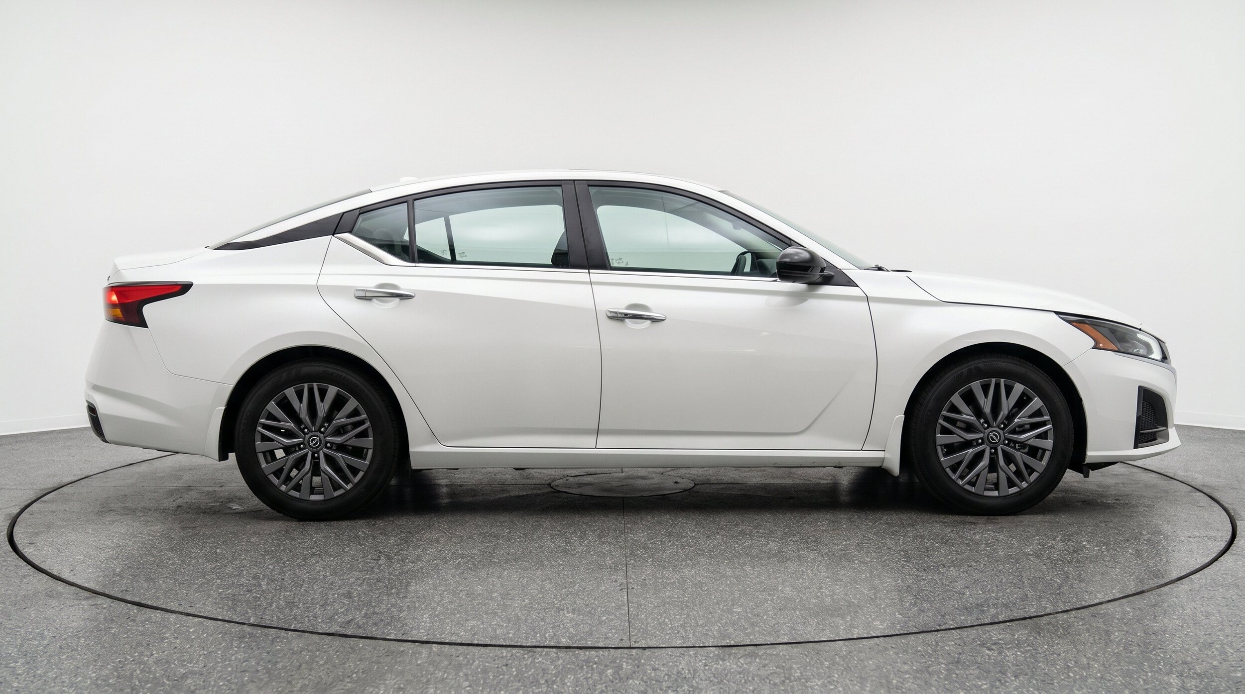 Thumbnail: 2025 Nissan Altima - 11
