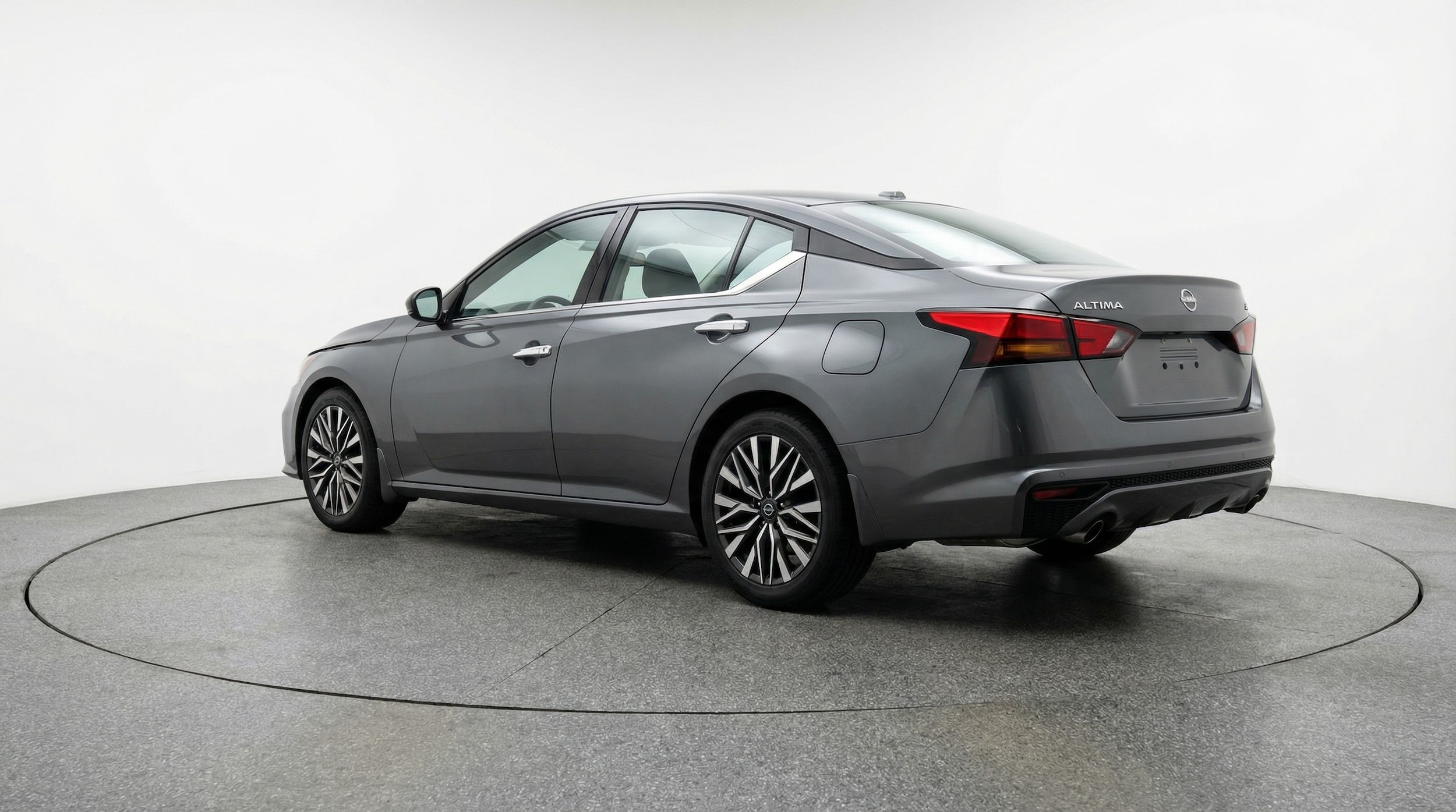 Thumbnail: 2025 Nissan Altima - 5