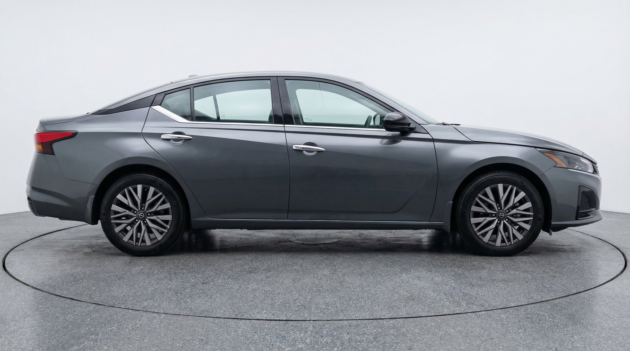 Thumbnail: 2025 Nissan Altima - 11