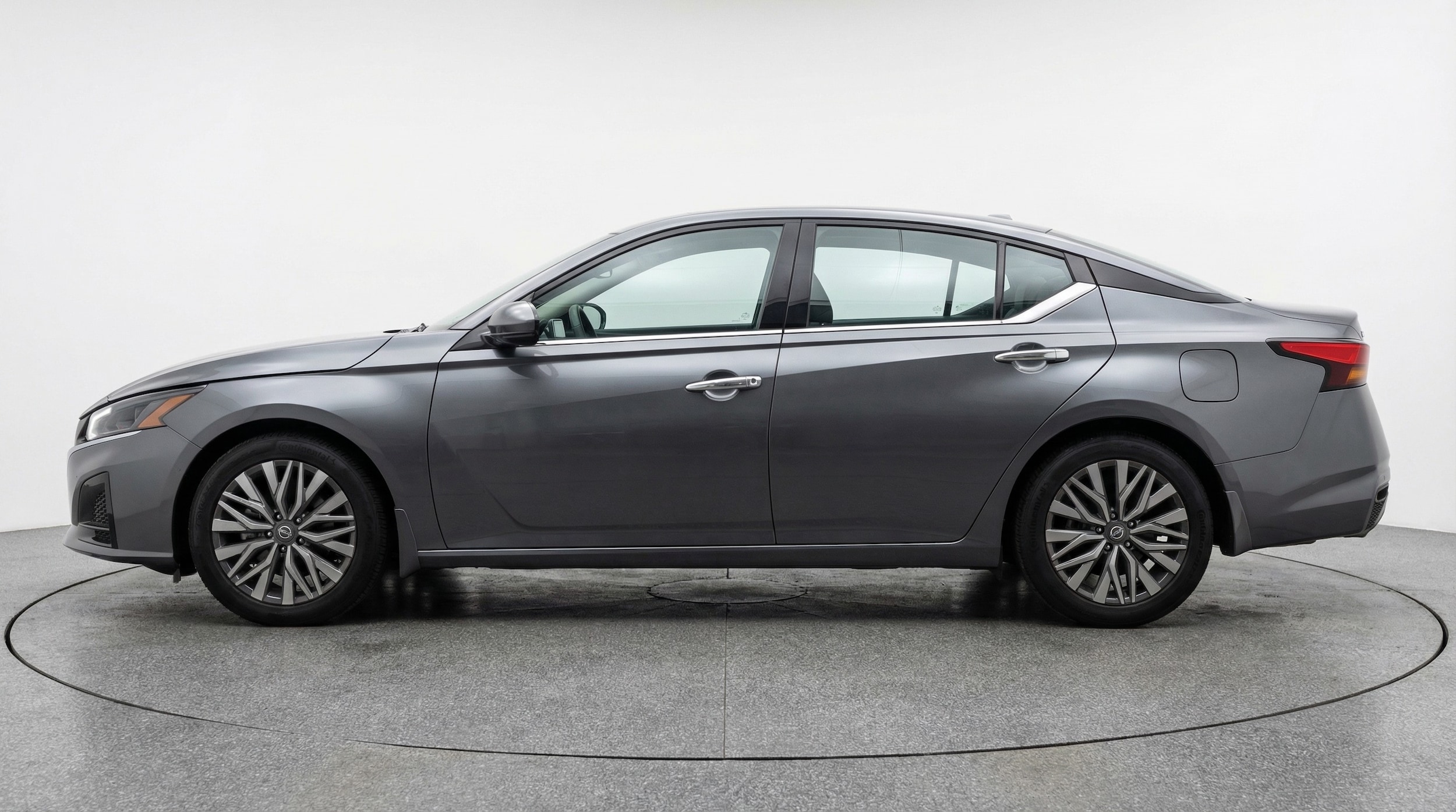 Thumbnail: 2025 Nissan Altima - 4