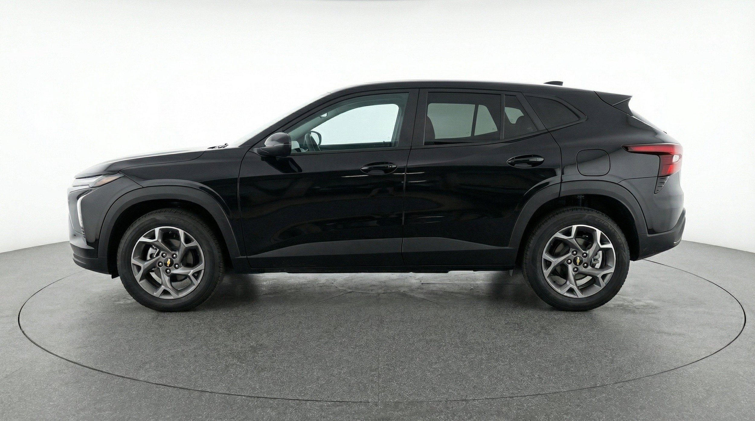 Thumbnail: 2025 Chevrolet Trax - 5