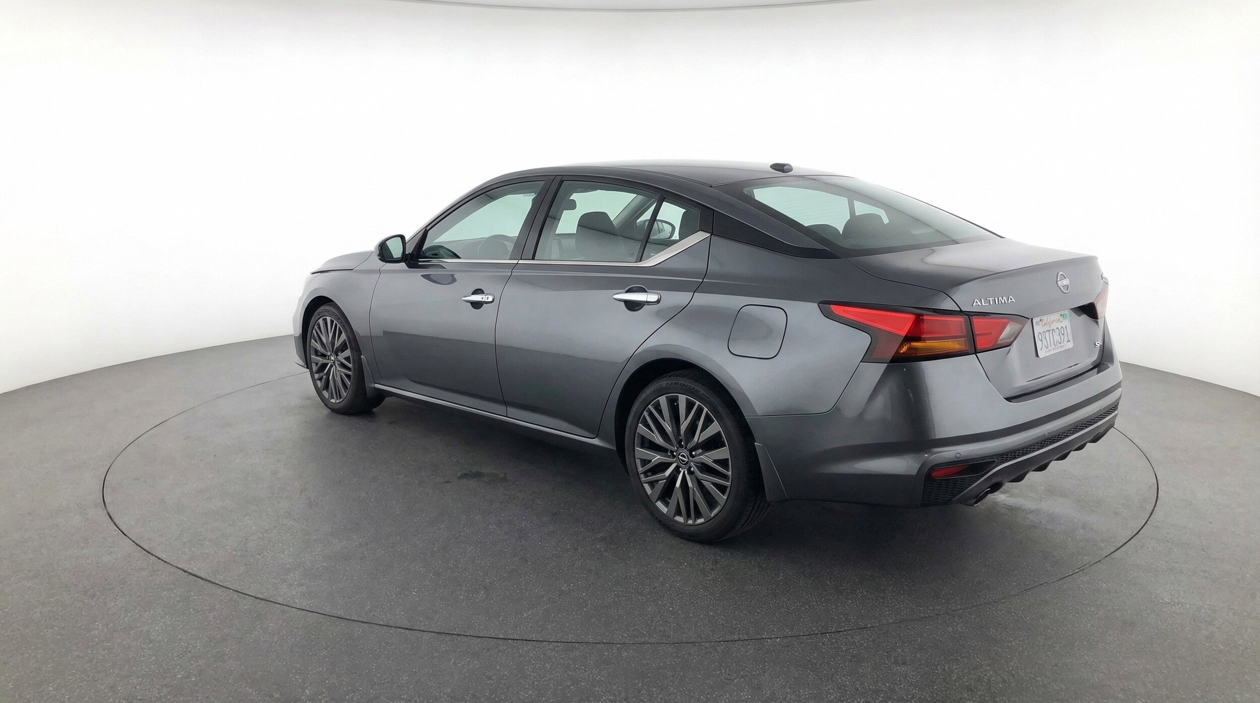 Thumbnail: 2025 Nissan Altima - 6