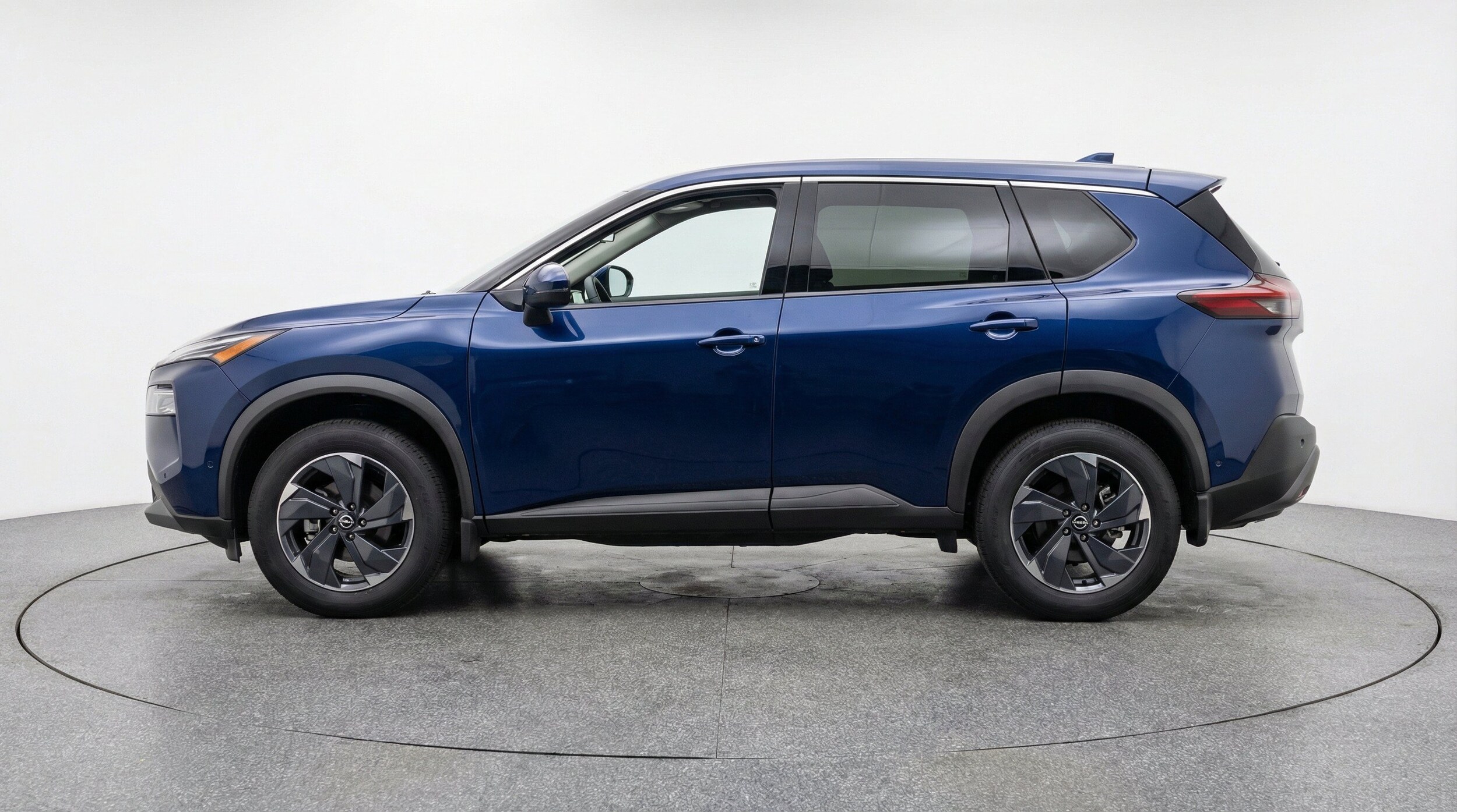 Thumbnail: 2025 Nissan Rogue - 5