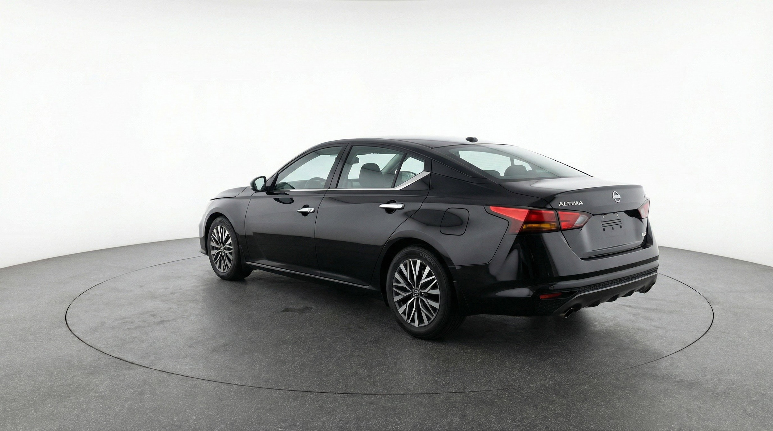 Thumbnail: 2025 Nissan Altima - 6