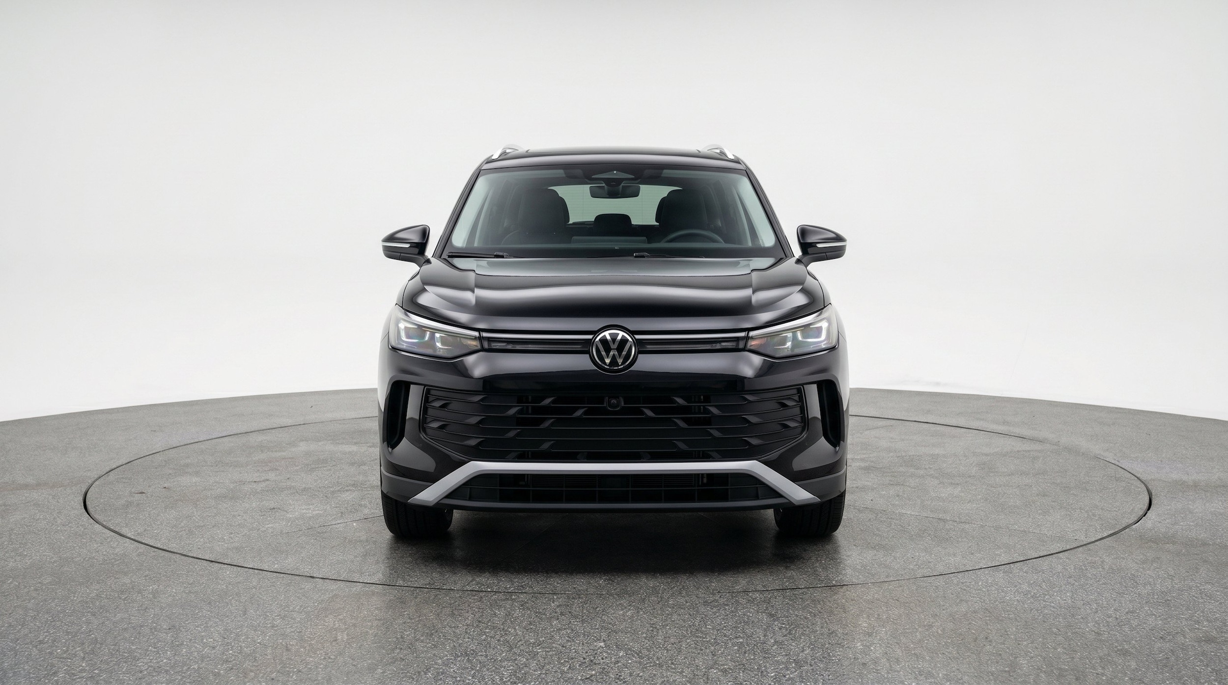 Thumbnail: 2026 Volkswagen Tiguan - 2