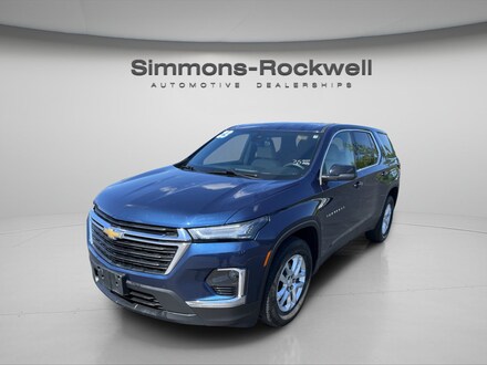 2023 Chevrolet Traverse LS AWD  LS w/1LS