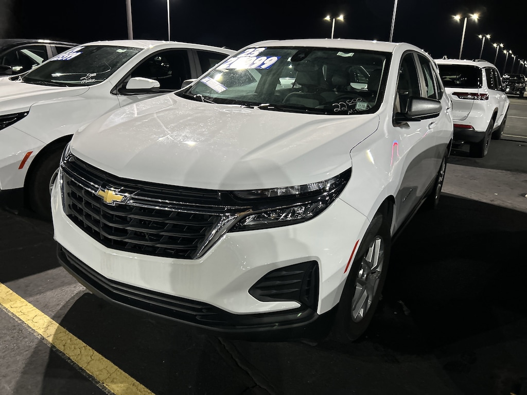 Used 2023 Chevrolet Equinox LS AWD LS w/1LS