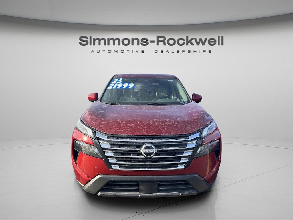 Used 2025 Nissan Rogue SV AWD SV