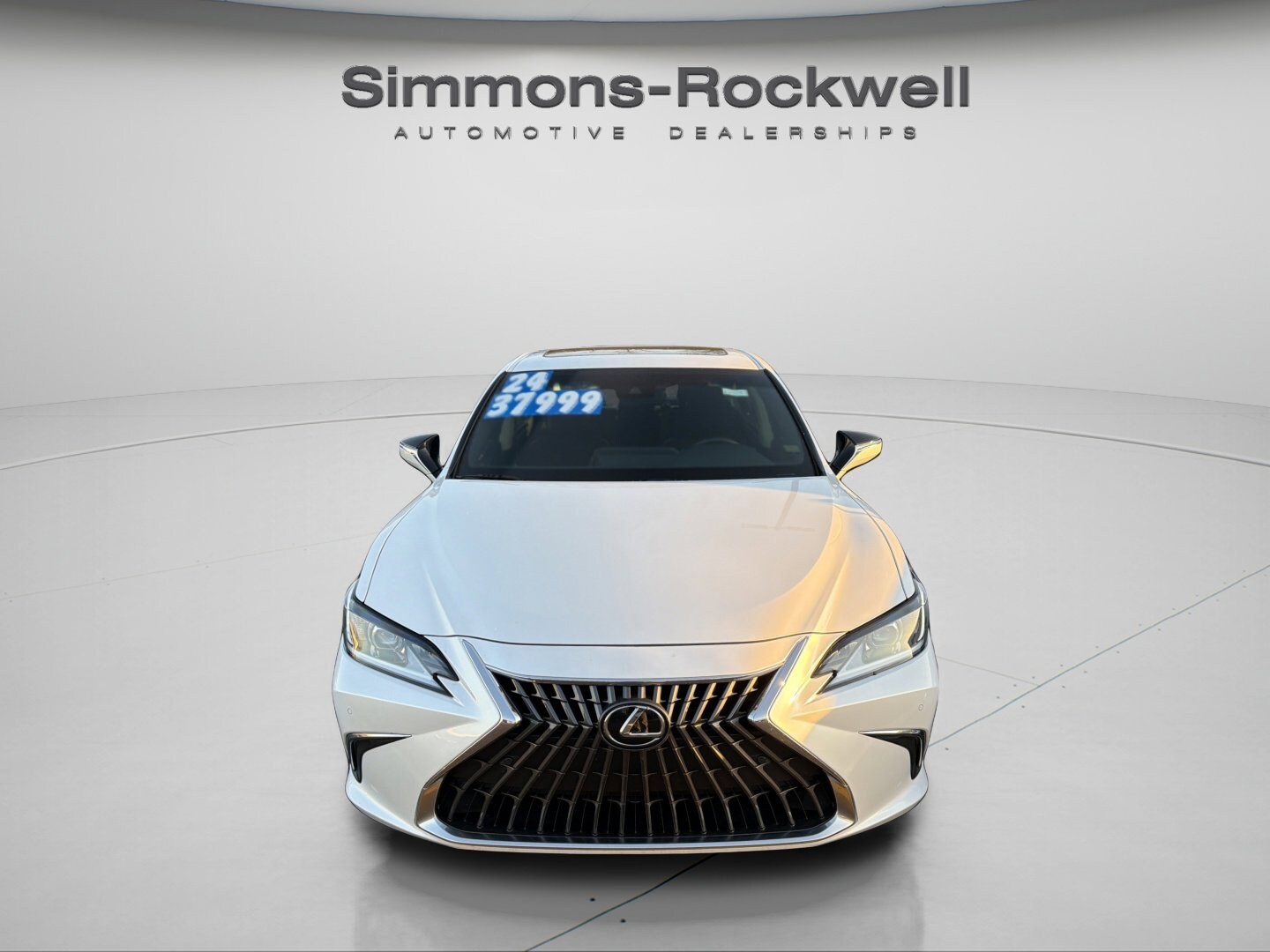 2024 Lexus ES 250 AWD photo 2