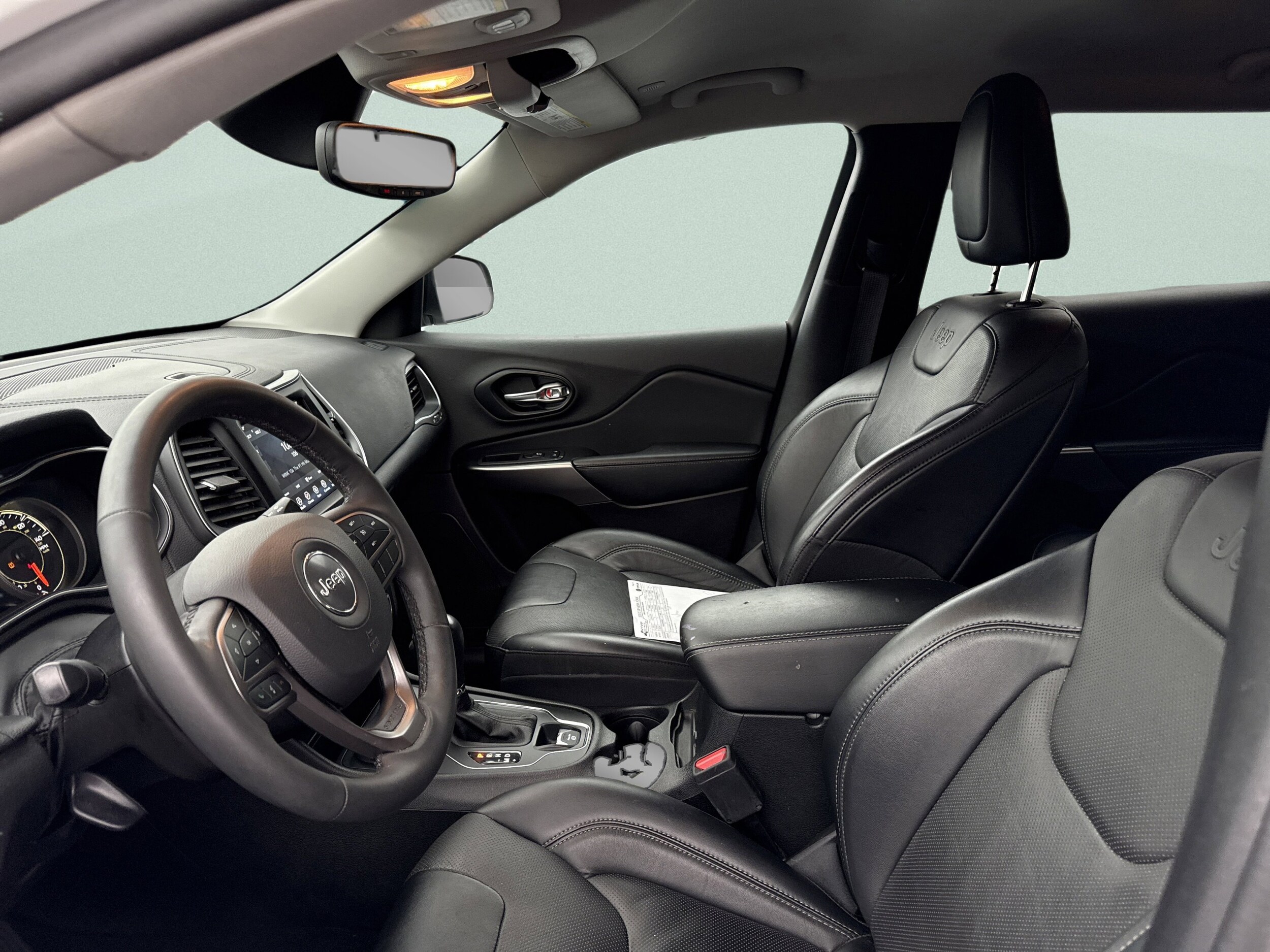 2022 Jeep Cherokee Latitude Lux - Photo 12