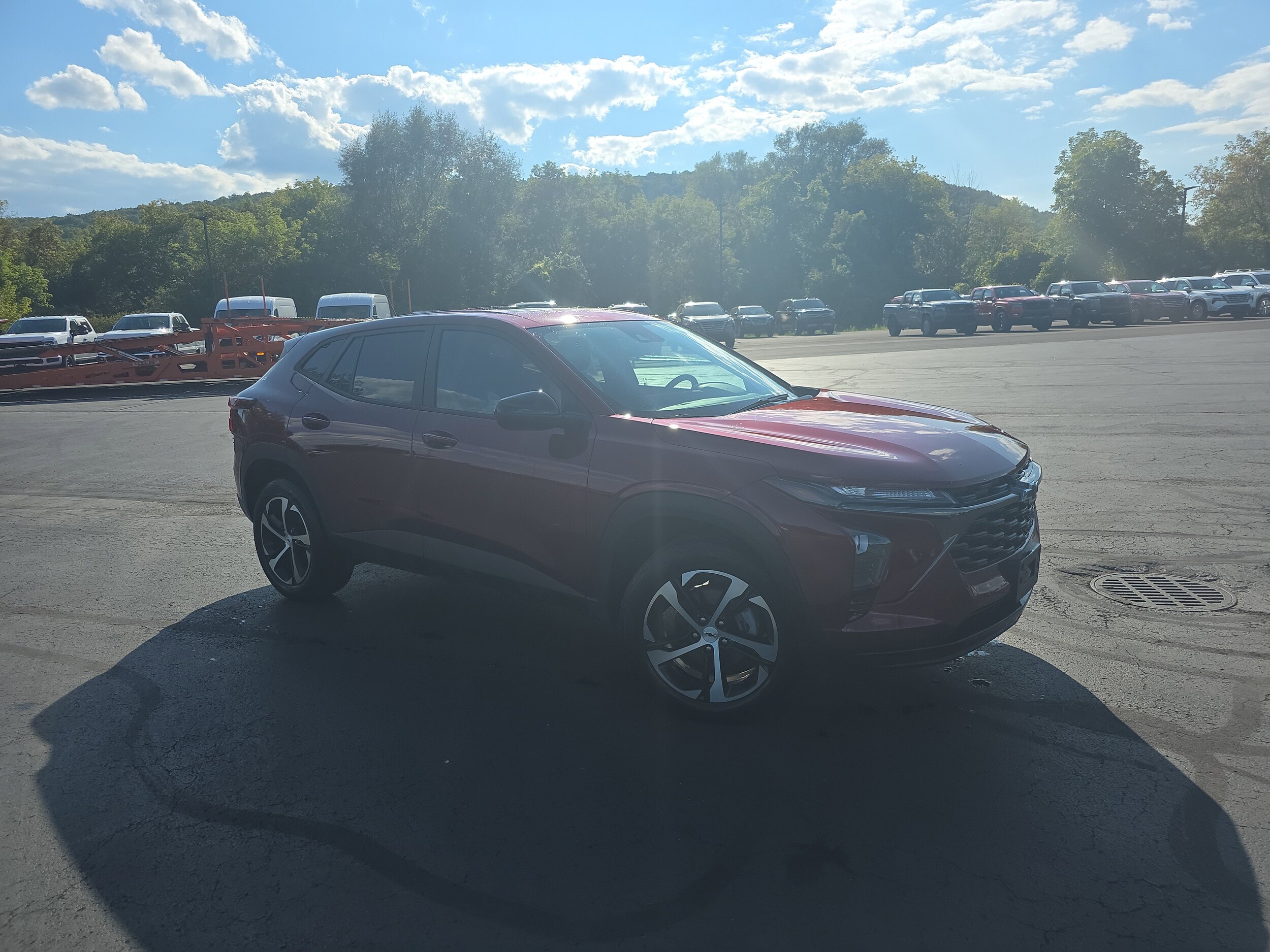 2024 Chevrolet Trax photo 2