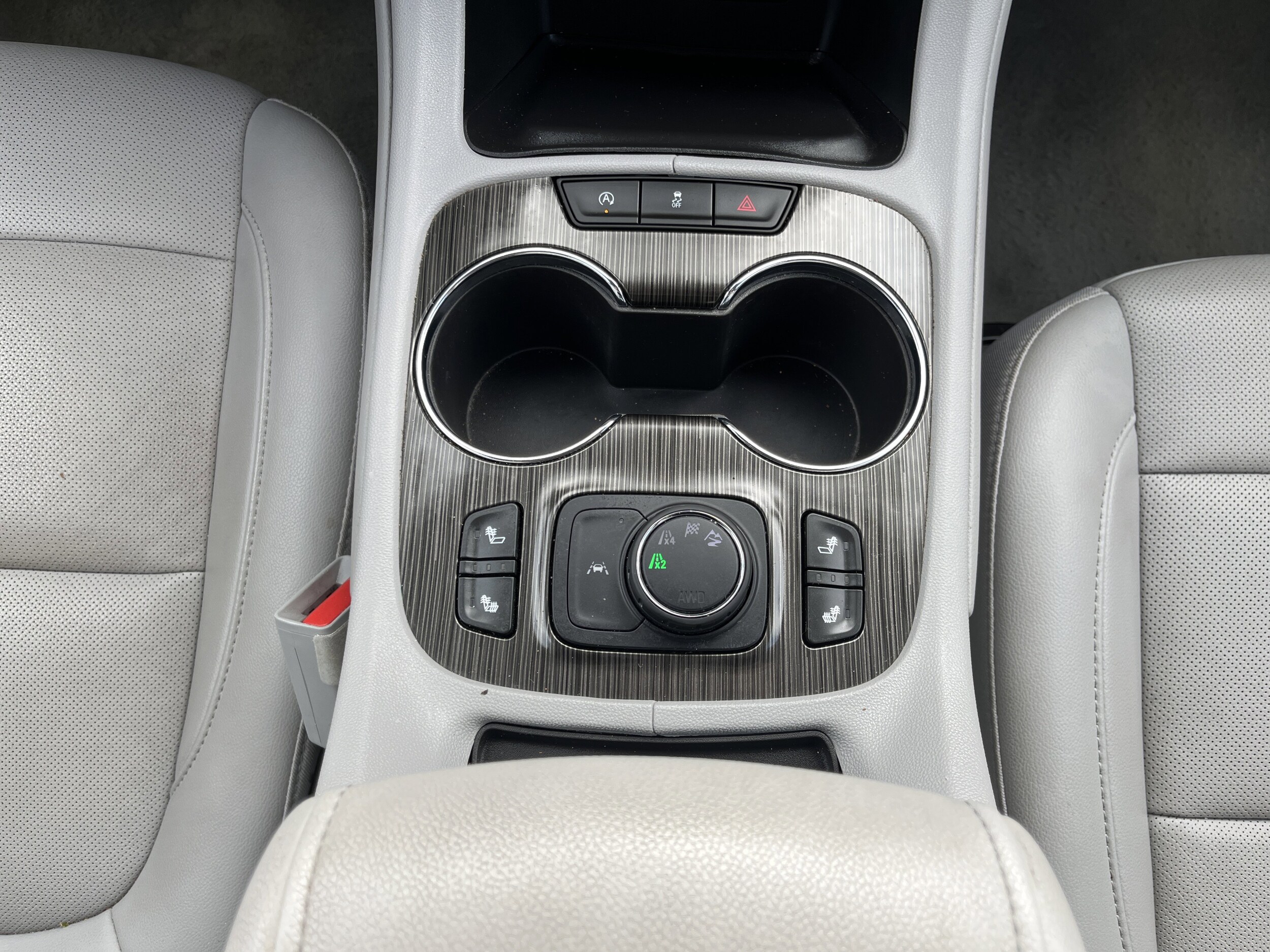 2023 GMC Acadia SLT - Photo 21