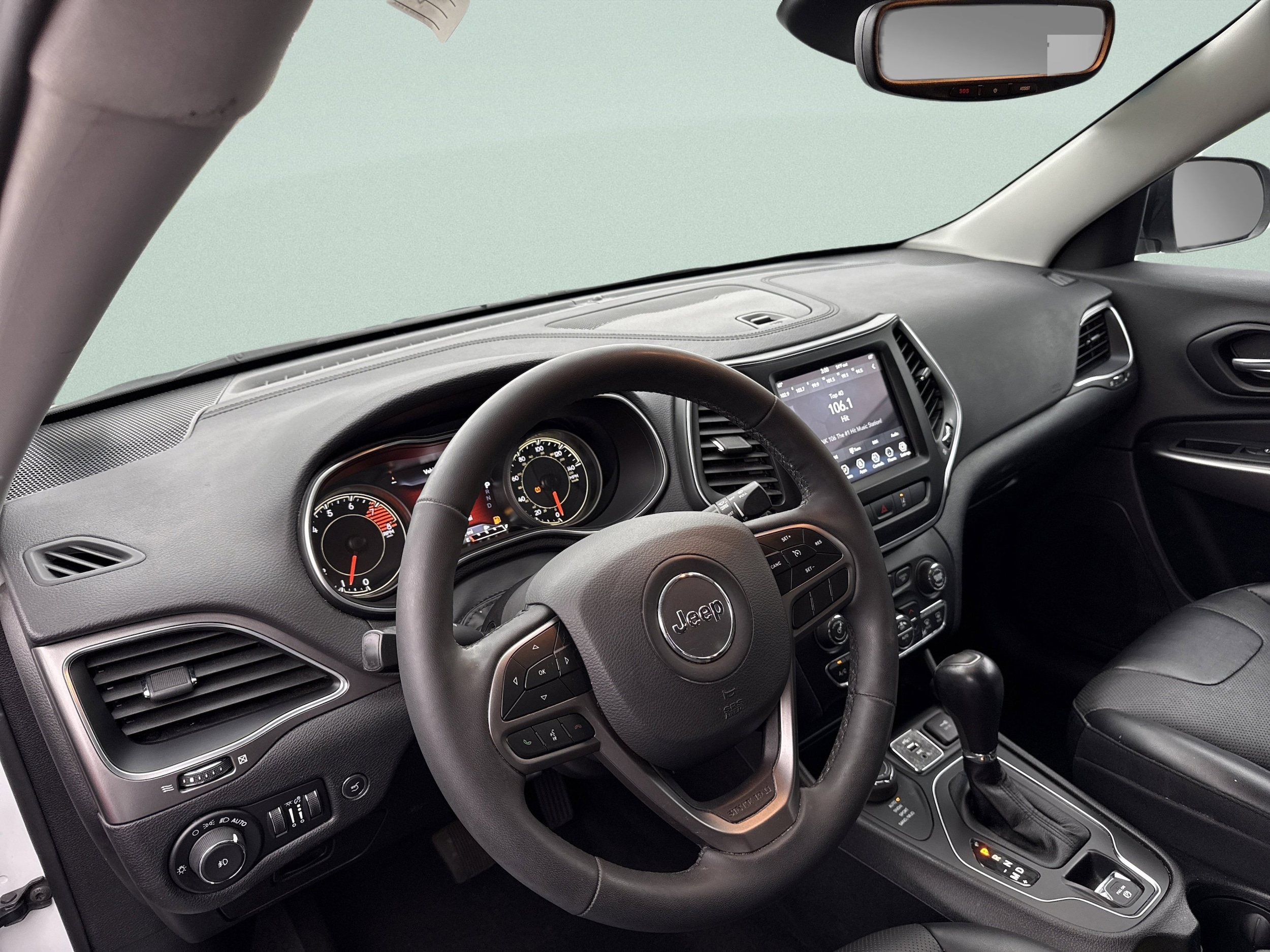 2022 Jeep Cherokee Latitude Lux - Photo 14