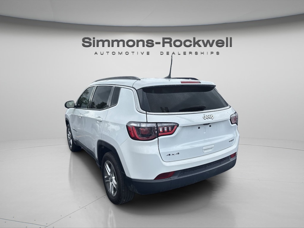 Used 2024 Jeep Compass Latitude Latitude 4x4