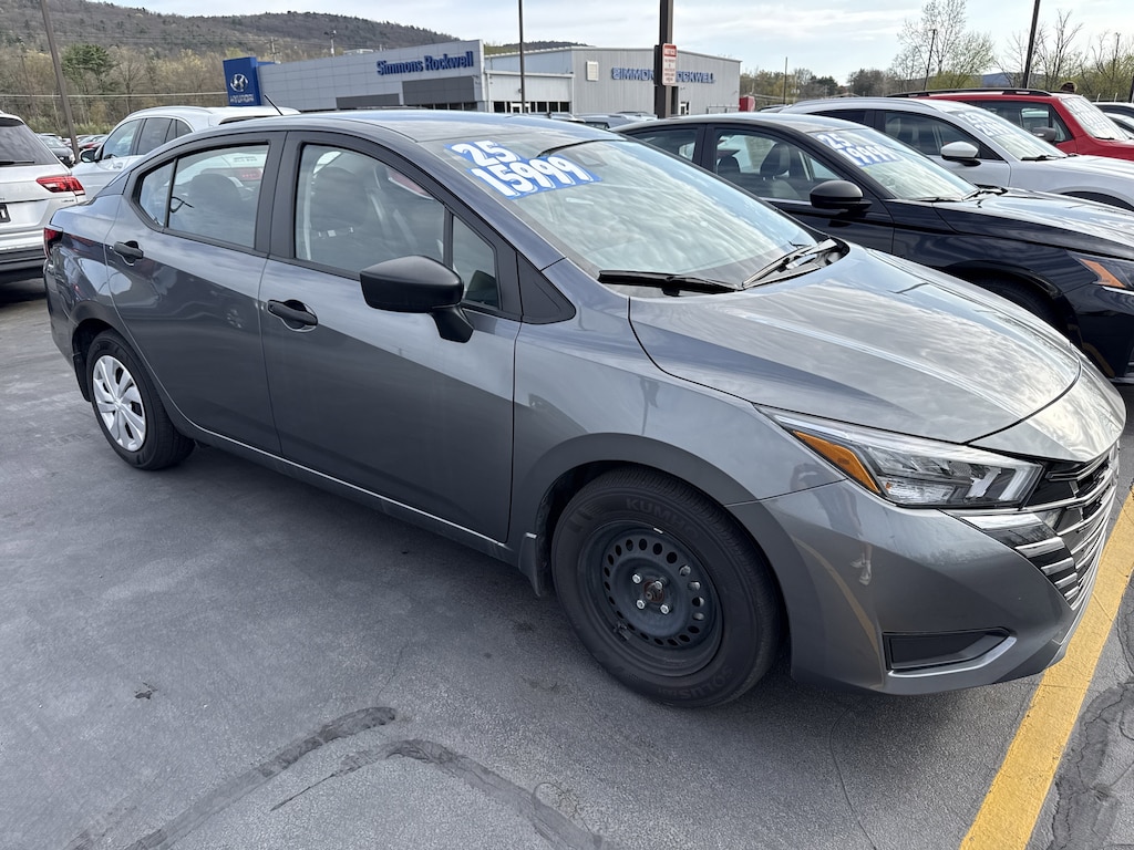 Used 2025 Nissan Versa S S CVT