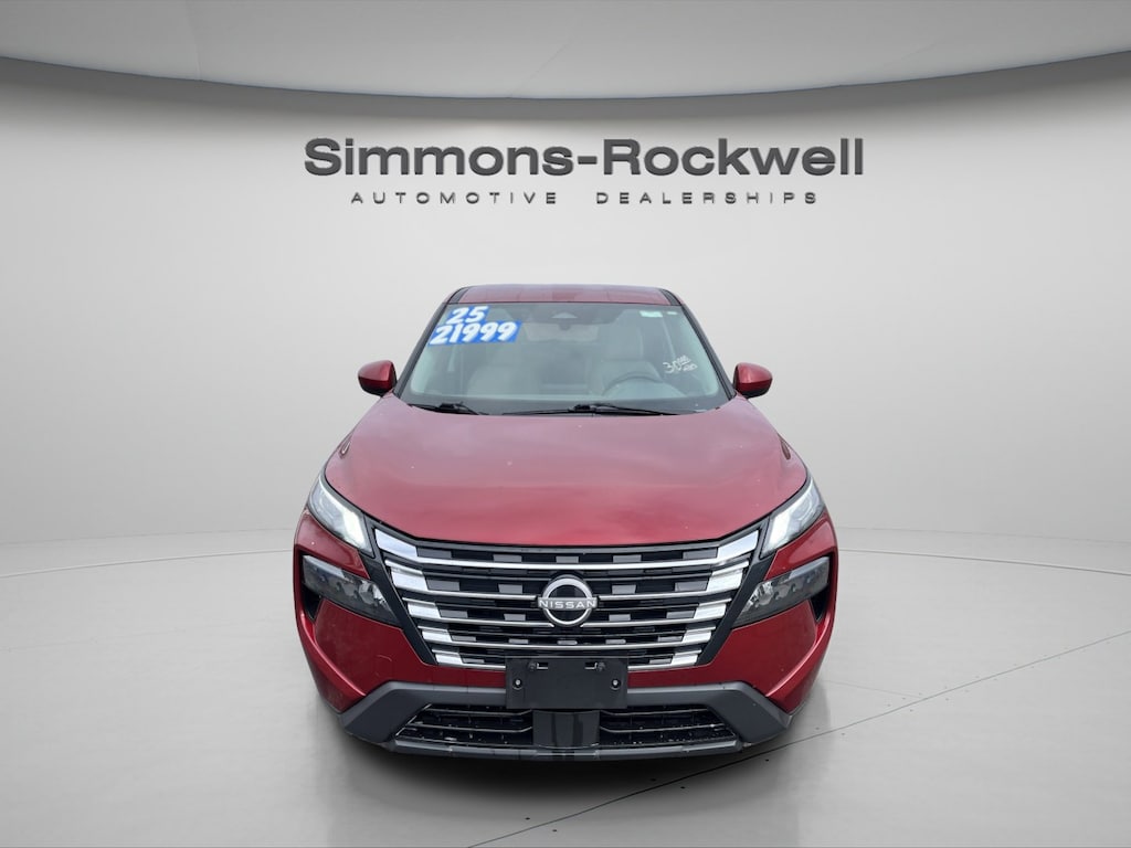 Used 2025 Nissan Rogue SV AWD SV