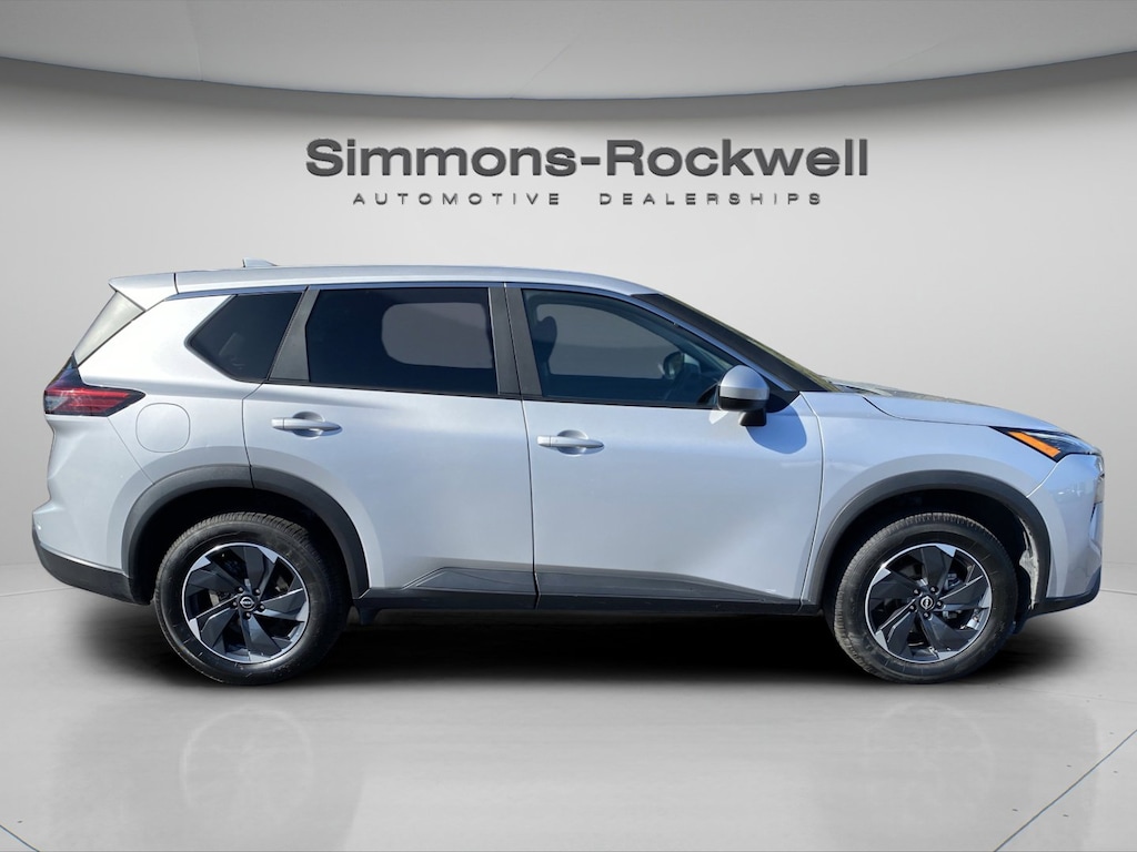 Used 2024 Nissan Rogue SV AWD SV