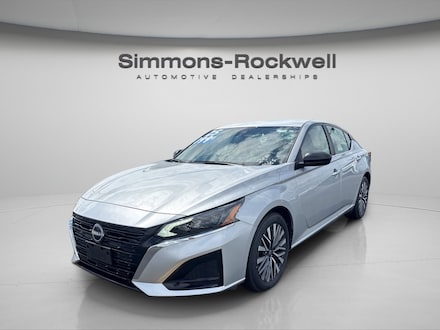 2025 Nissan Altima SV SV FWD