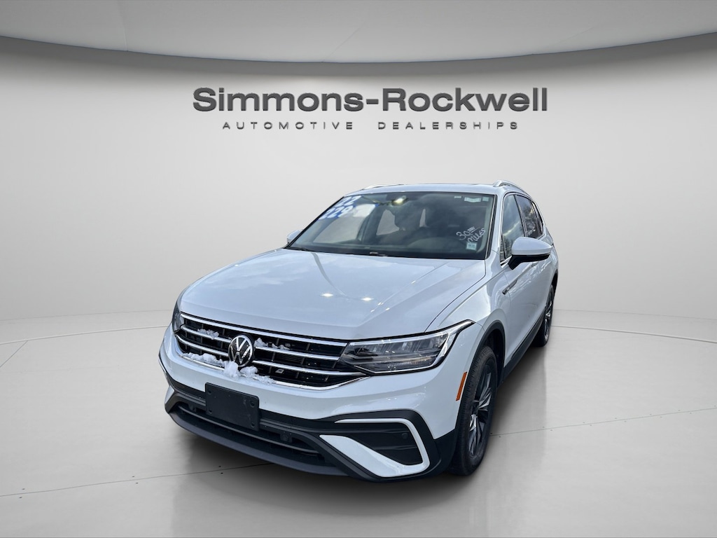 Used 2022 Volkswagen Tiguan SE 2.0T SE 4MOTION