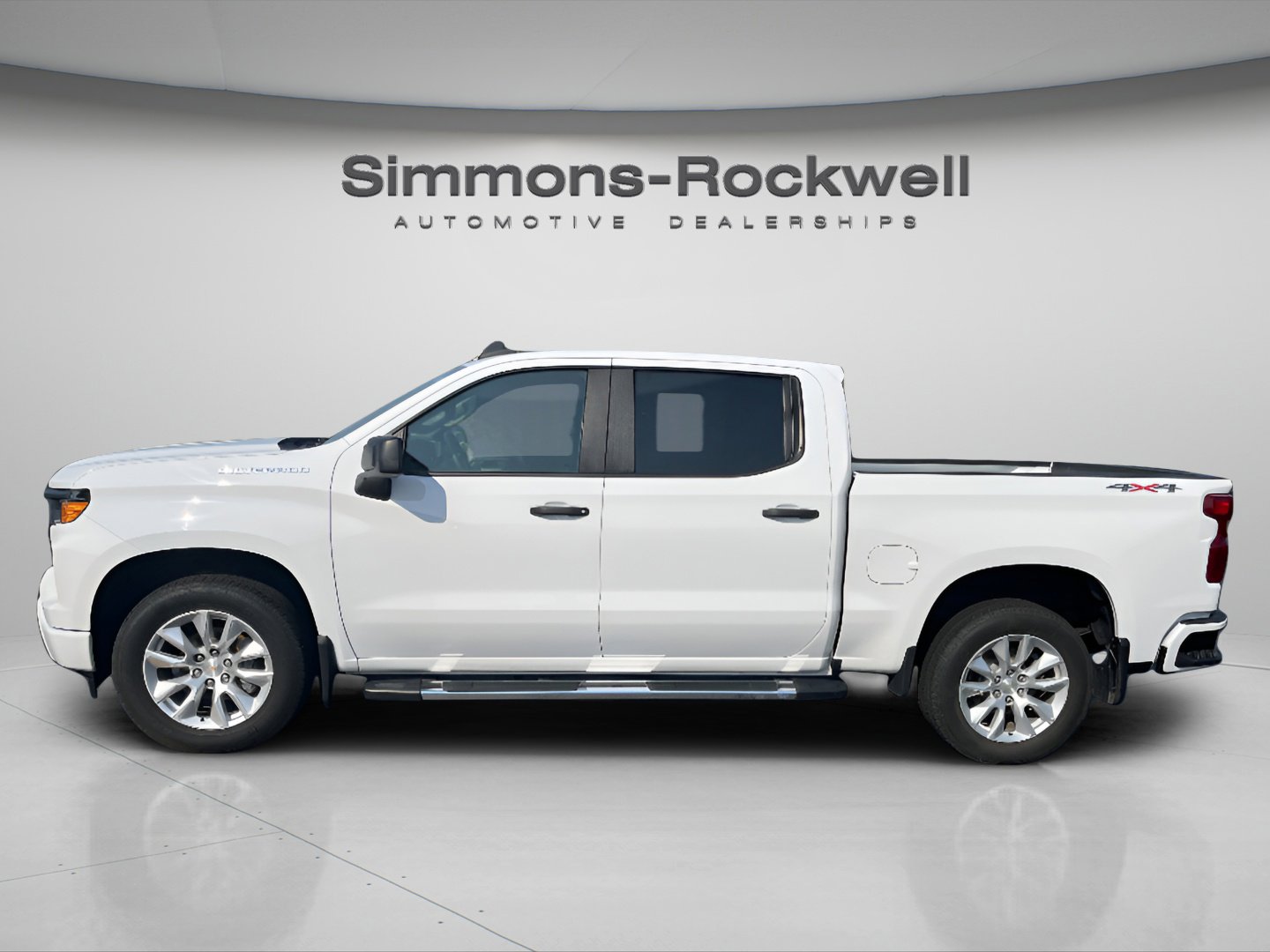 2022 Chevrolet Silverado 1500 Custom photo 3