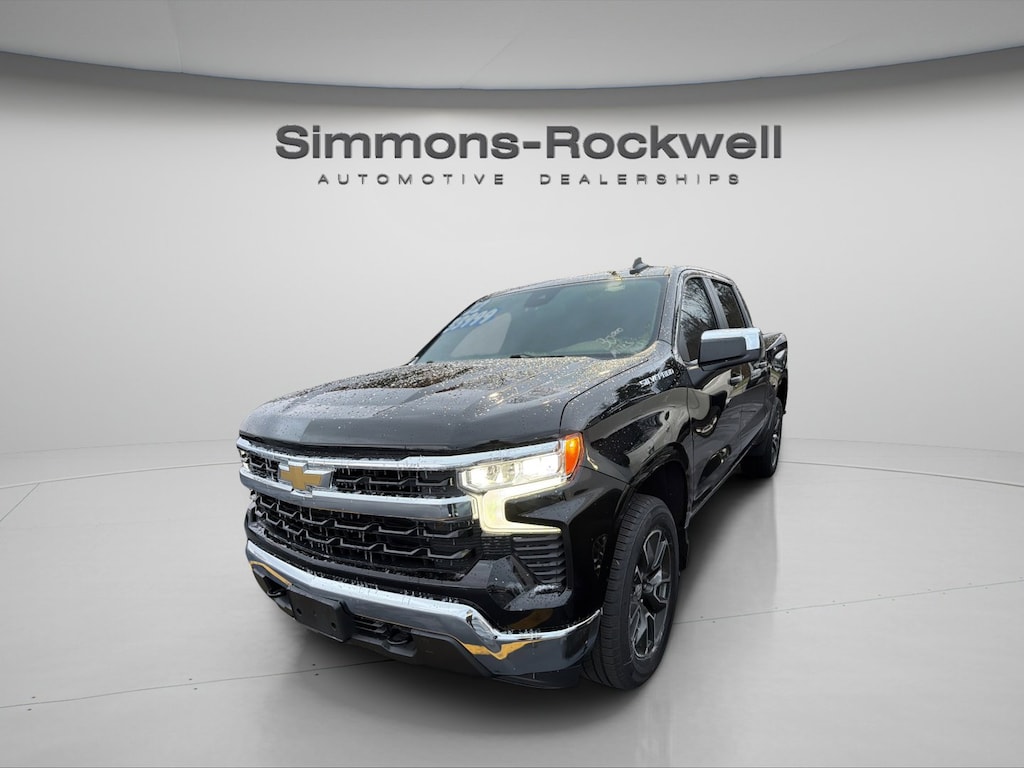 Used 2022 Chevrolet Silverado 1500 LT 4WD Crew Cab 147 LT w/2FL