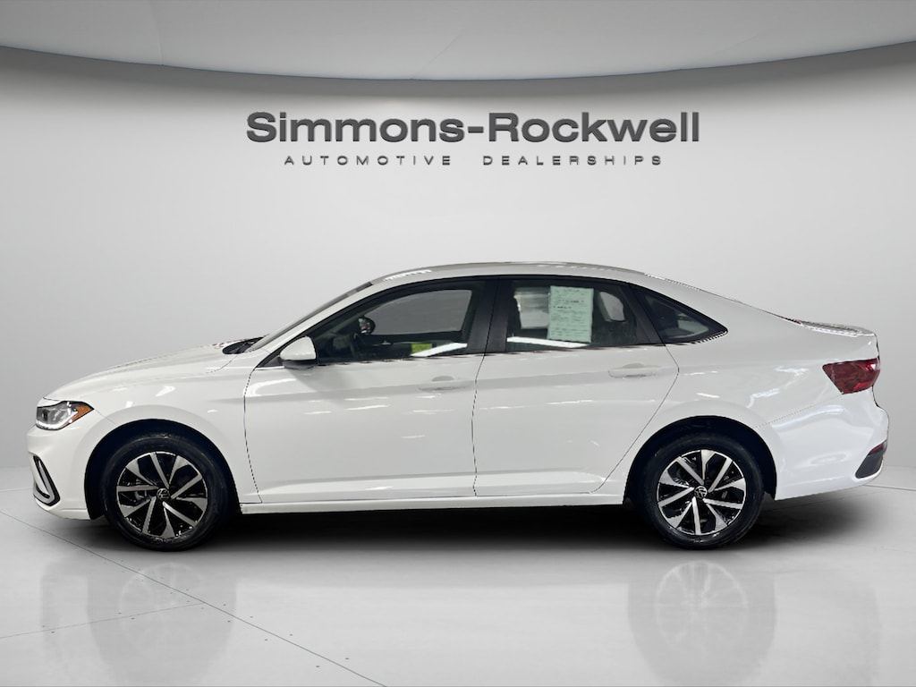 Used 2025 Volkswagen Jetta S S Auto