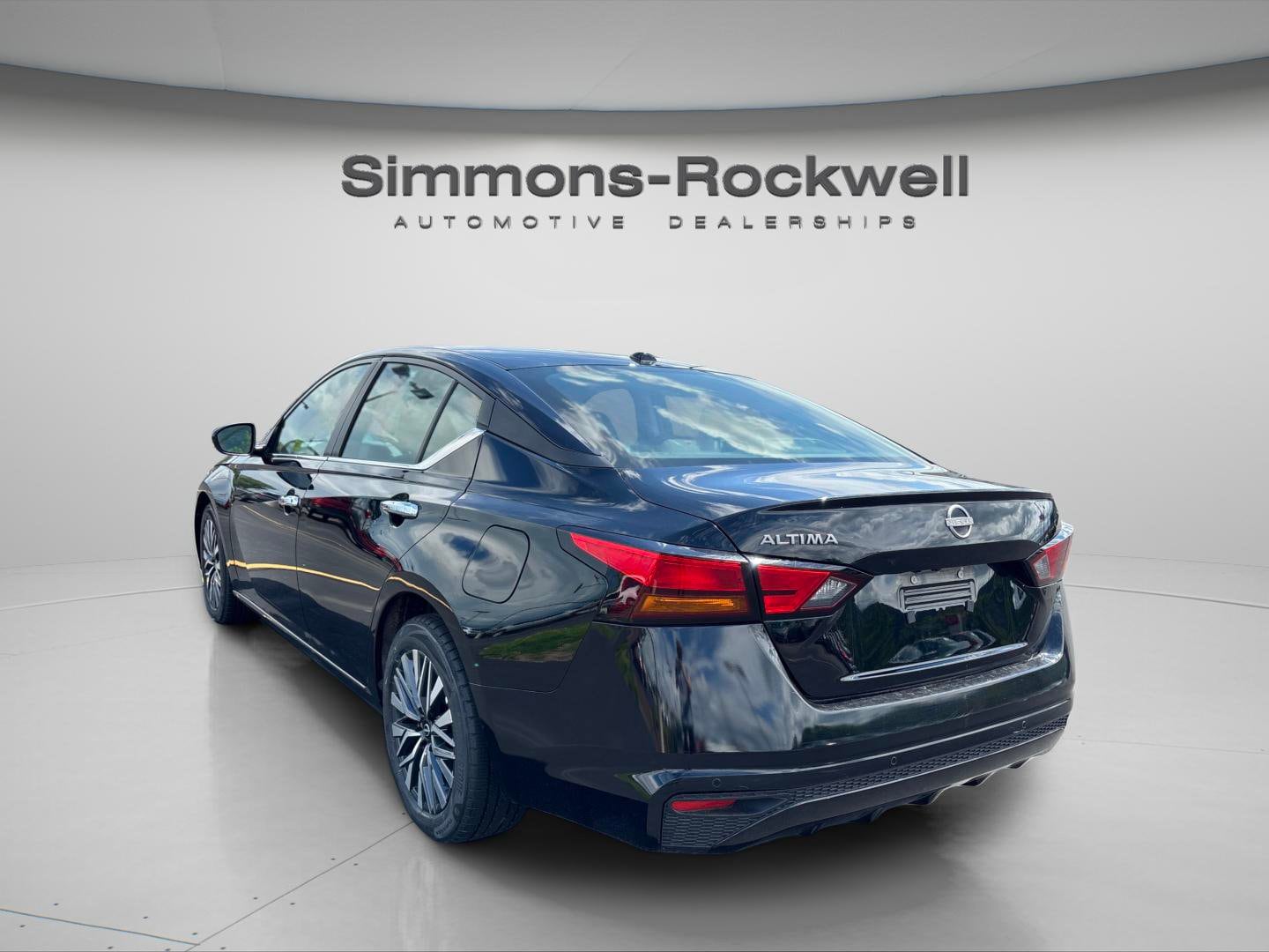 Used 2025 Nissan Altima SV with VIN 1N4BL4DV7SN352887 for sale in Hornell, NY