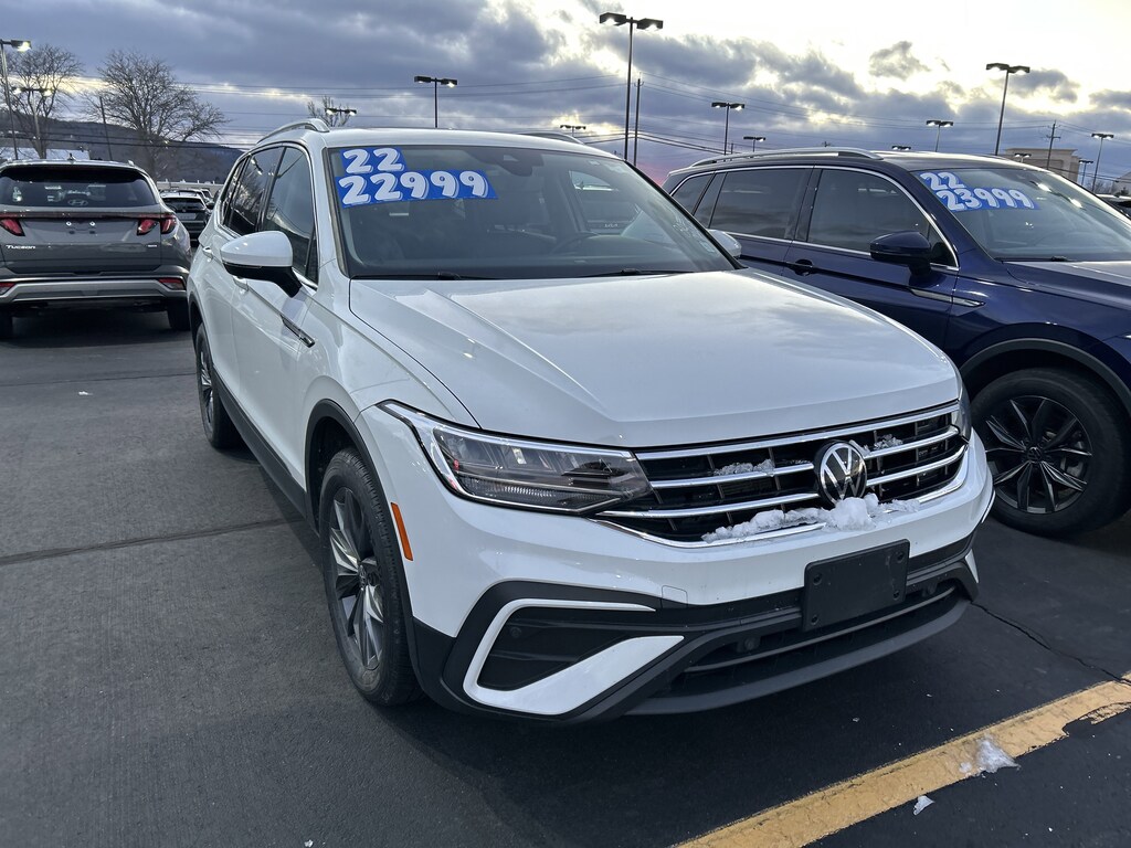 Used 2022 Volkswagen Tiguan SE 2.0T SE 4MOTION