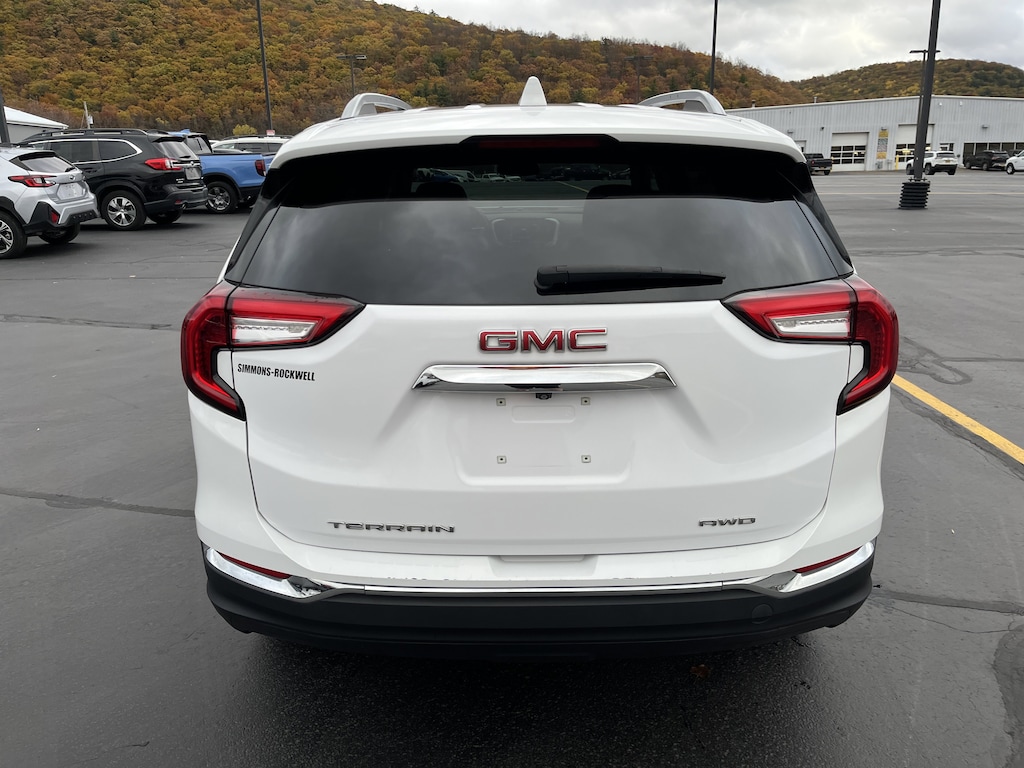 Used 2024 GMC Terrain SLT AWD  SLT