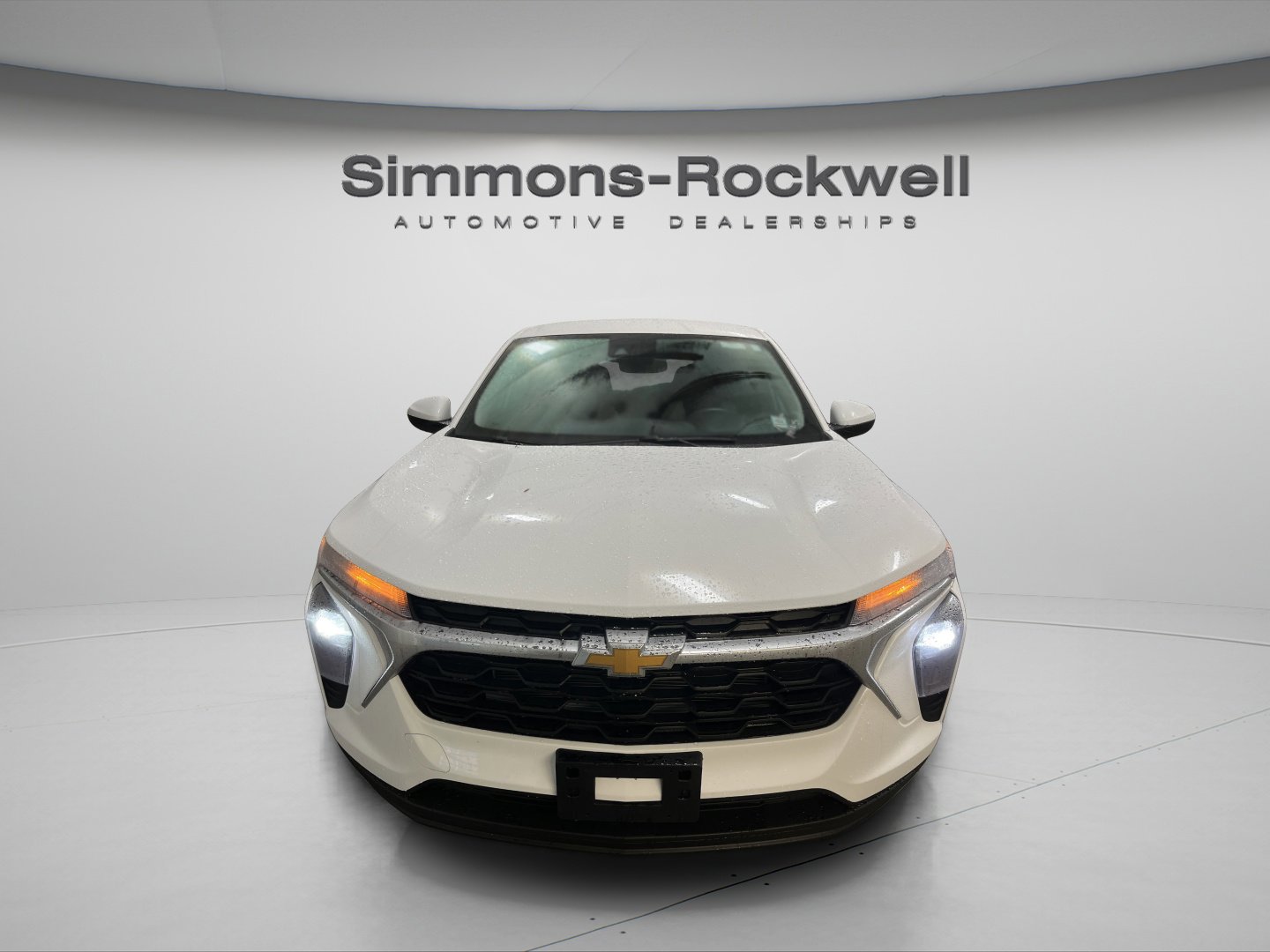 2024 Chevrolet Trax LS photo 2