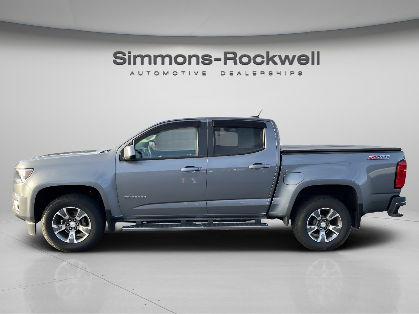 2020 Chevrolet Colorado Z71 photo 2