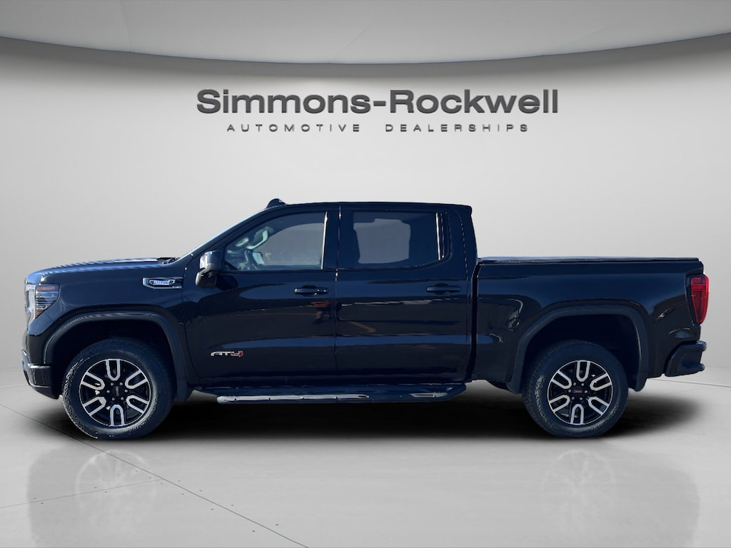 Certified 2022 GMC Sierra 1500 AT4 4WD Crew Cab 147 AT4
