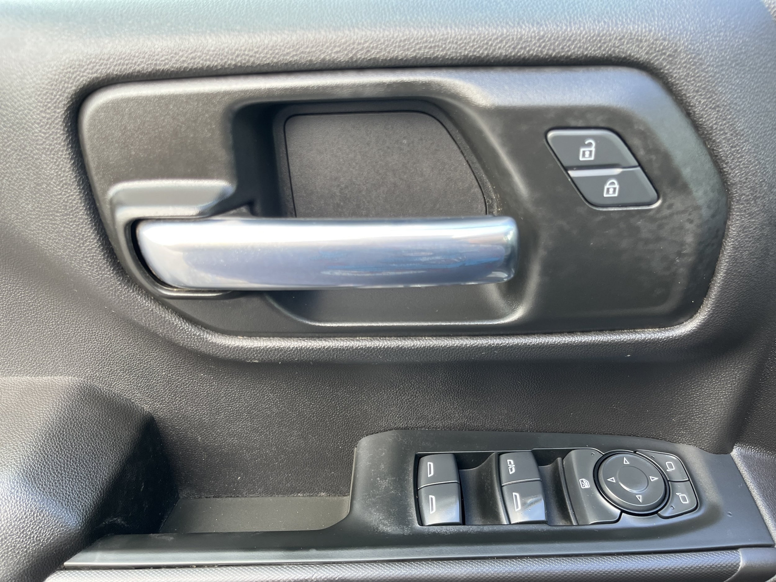 2024 Chevrolet Silverado 1500 Custom - Photo 14