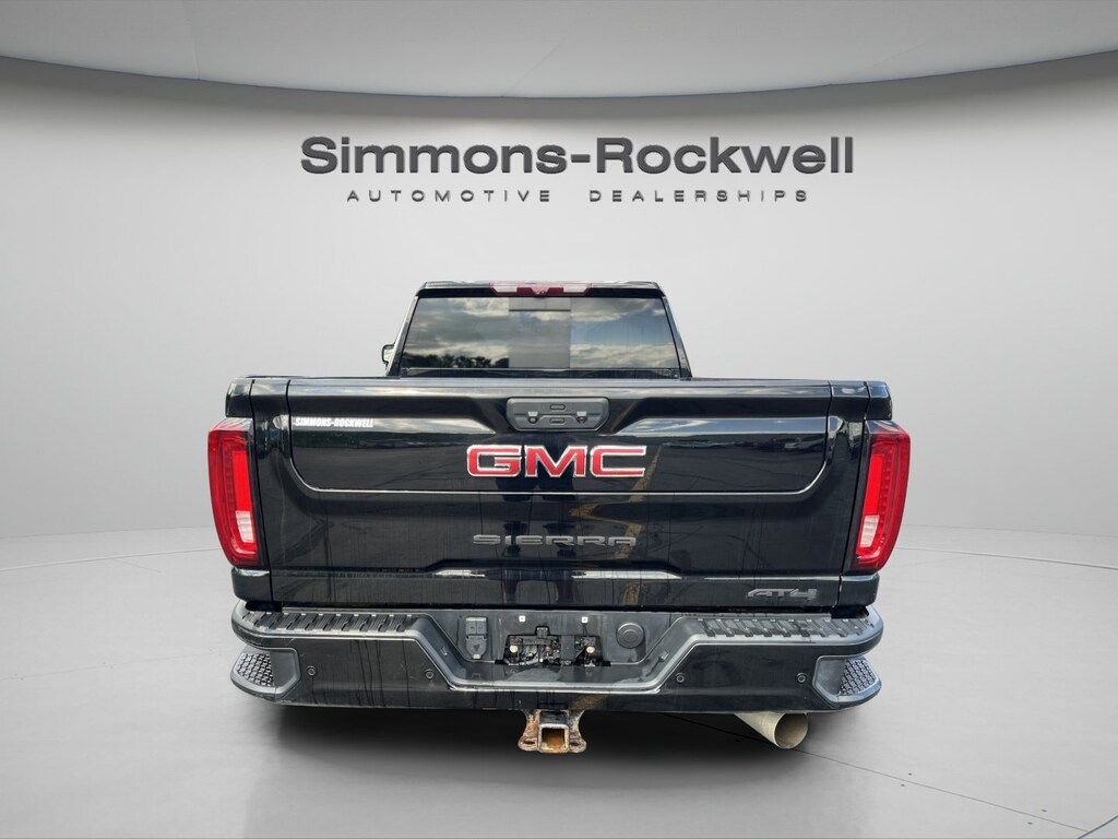 Used 2023 GMC Sierra 2500HD AT4 4WD Crew Cab 159 AT4