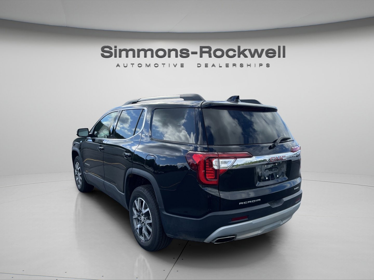2023 GMC Acadia SLT - Photo 28