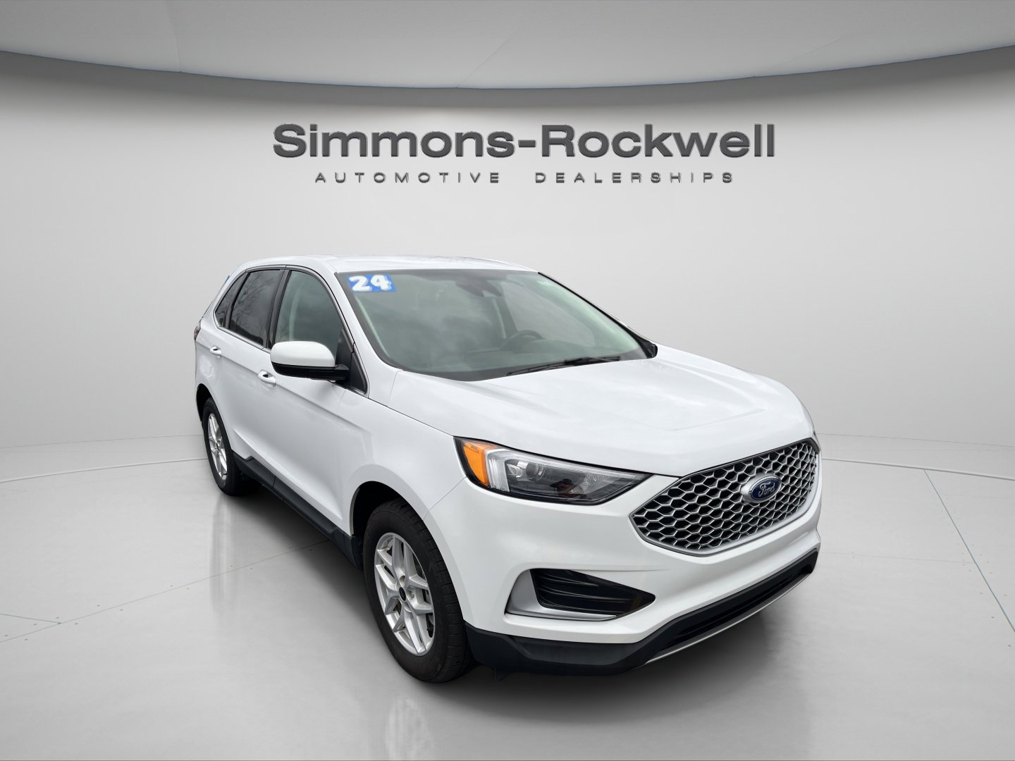 2024 Ford Edge SEL photo 3