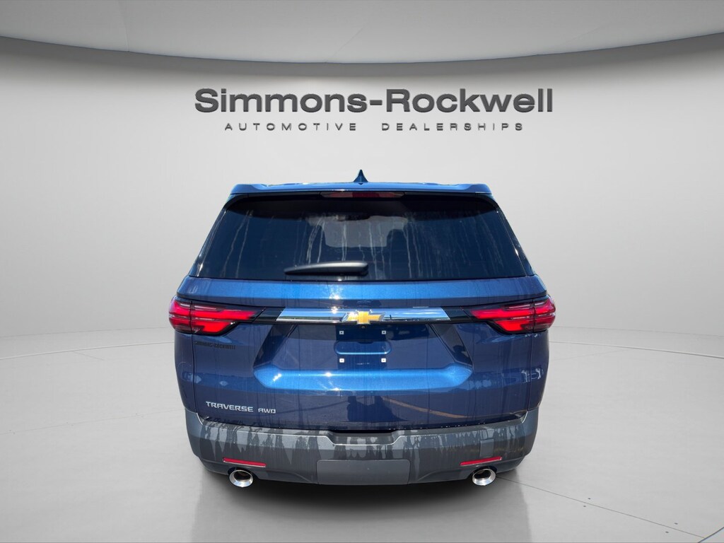 Used 2023 Chevrolet Traverse LS AWD LS w/1LS