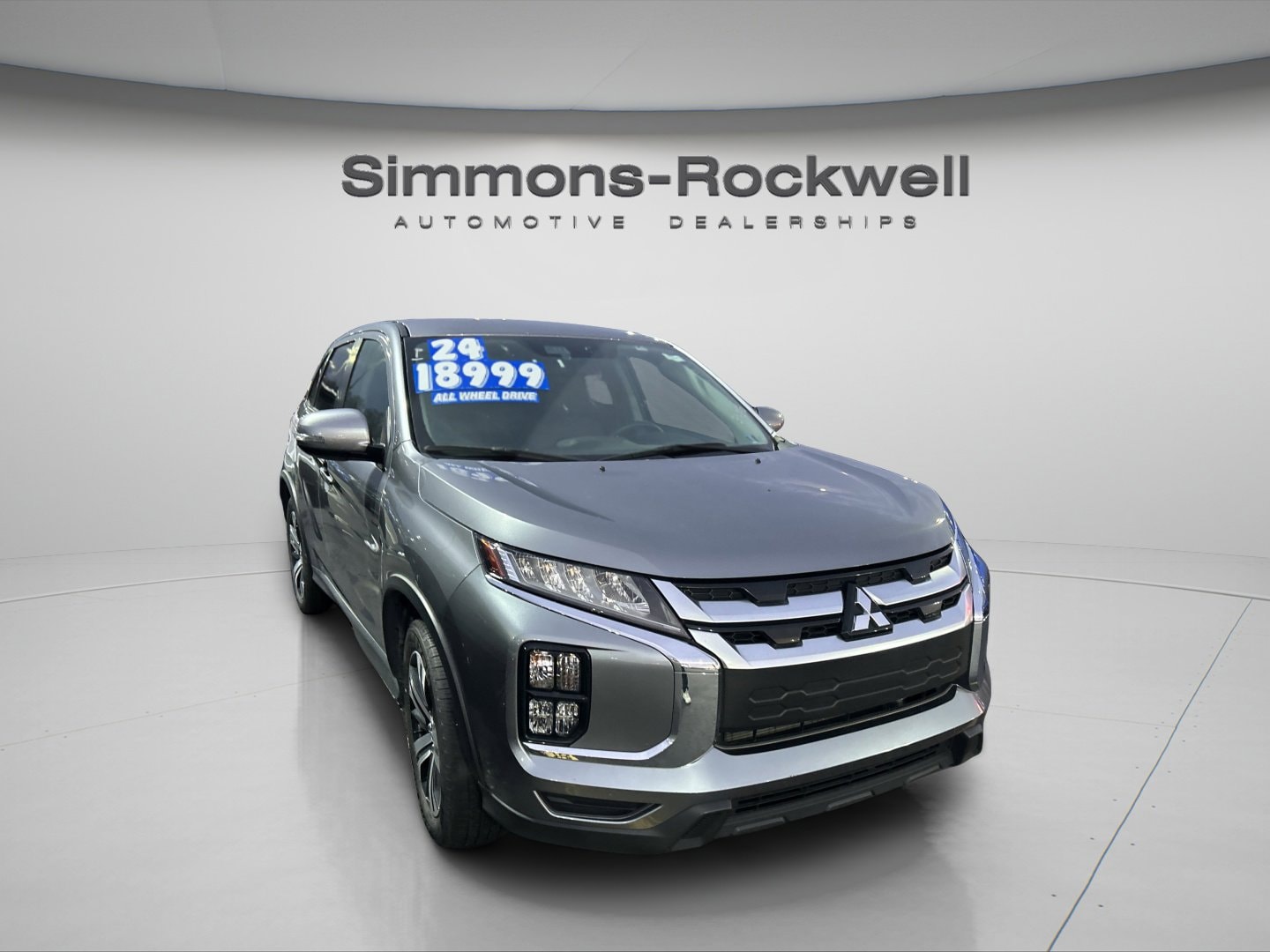 2024 Mitsubishi Outlander Sport SE's photo