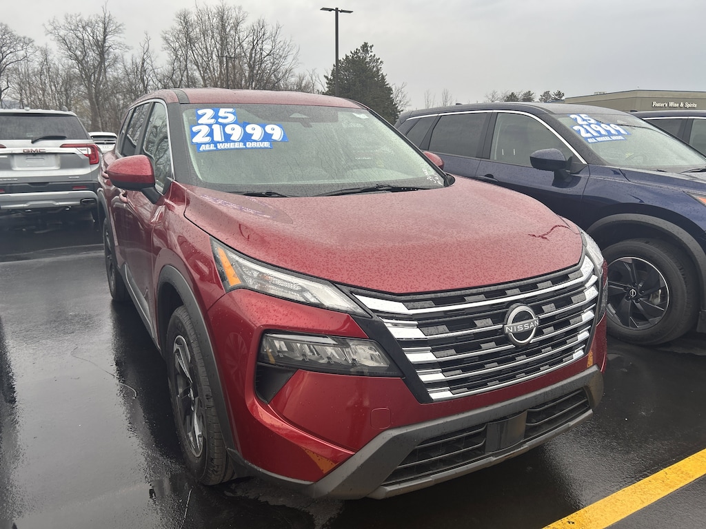 Used 2025 Nissan Rogue SV AWD SV