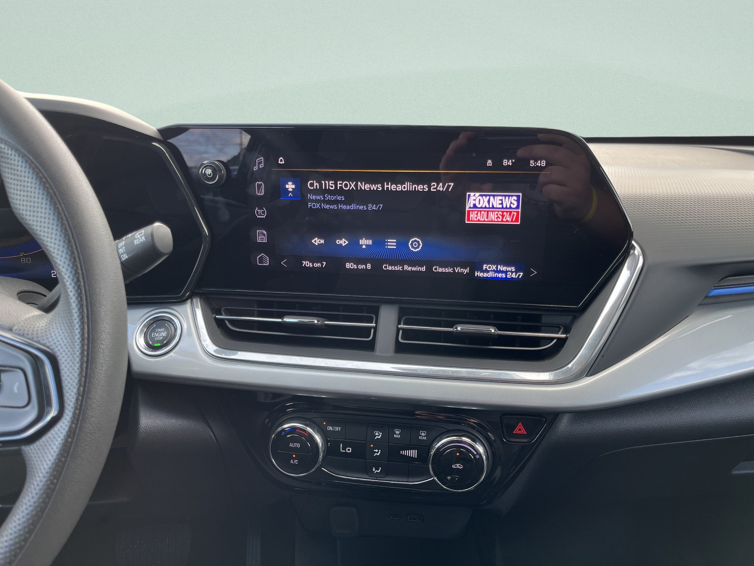 2024 Chevrolet Trax LT - Photo 25
