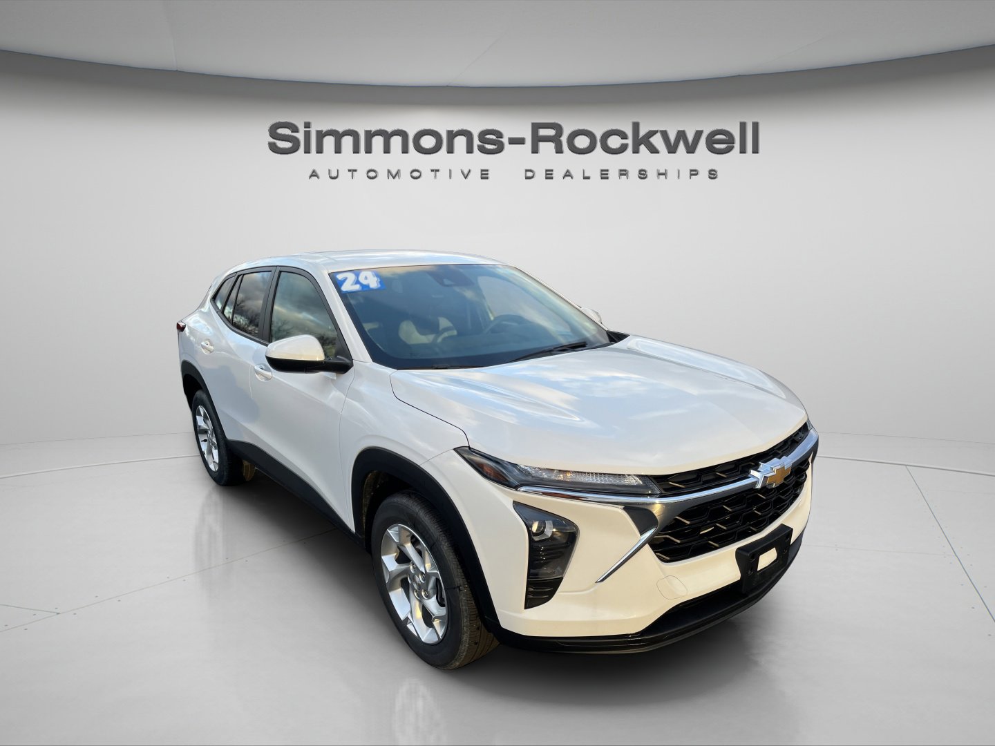 2024 Chevrolet Trax LS photo 3