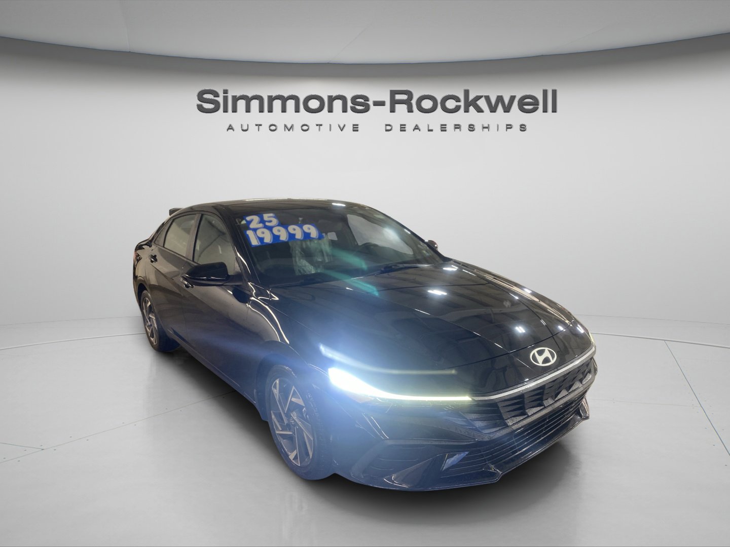 2025 Hyundai Elantra SEL Sport photo 3