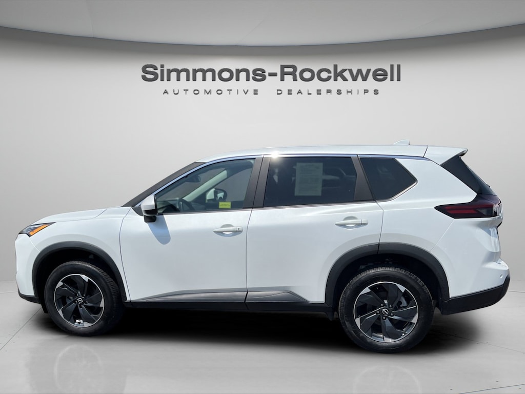 Used 2025 Nissan Rogue SV AWD SV