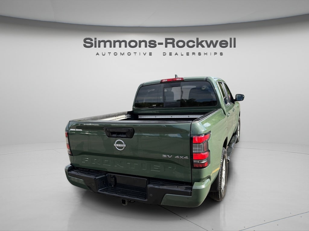 Used 2024 Nissan Frontier SV Crew Cab 4x4 SV