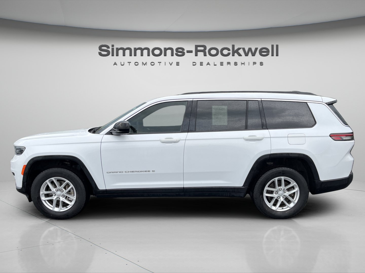 Used 2024 Jeep Grand Cherokee L Laredo X Laredo X 4x4