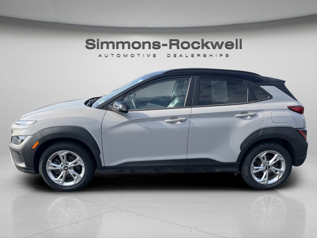 Used 2023 Hyundai Kona SEL SEL Auto AWD