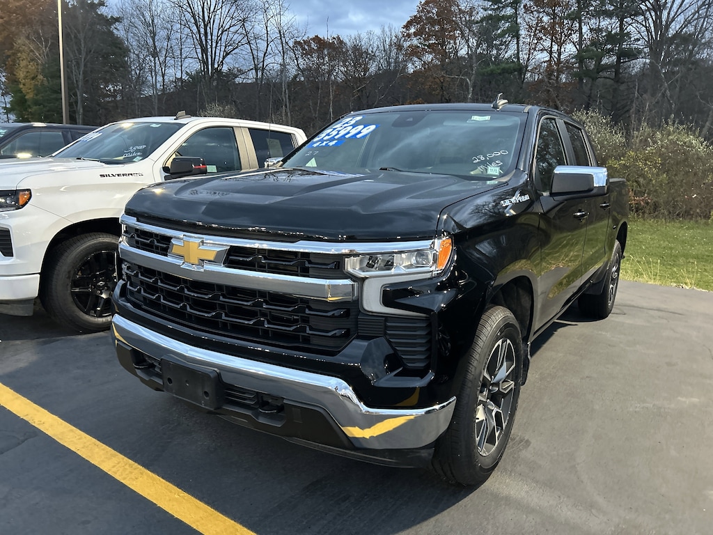 Used 2023 Chevrolet Silverado 1500 LT 4WD Crew Cab 147 LT w/2FL